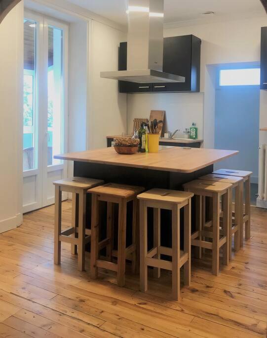 Bel Appartement Avec Vue Hendaye Luaran gambar