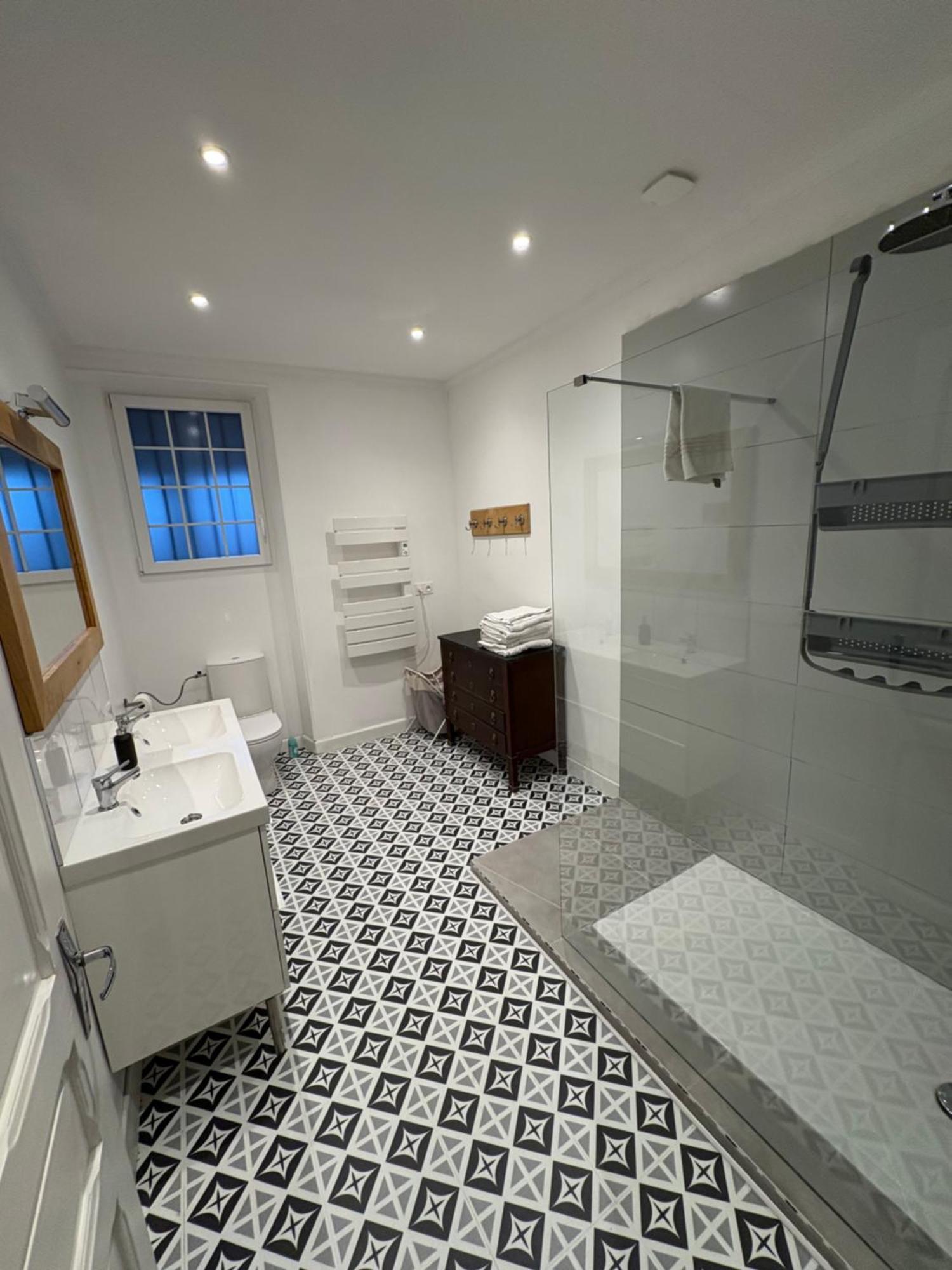 Bel Appartement Avec Vue Hendaye Luaran gambar