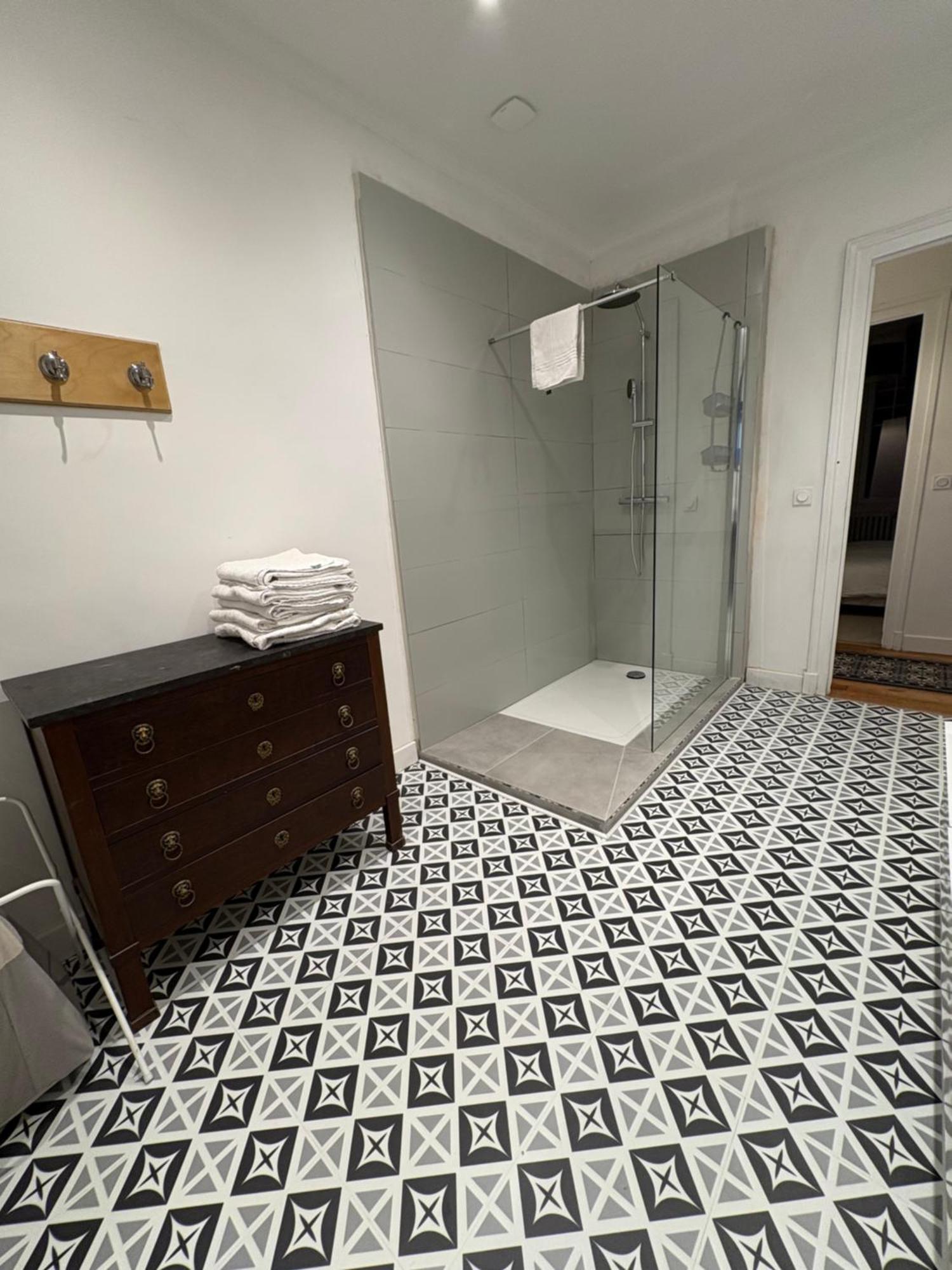 Bel Appartement Avec Vue Hendaye Luaran gambar